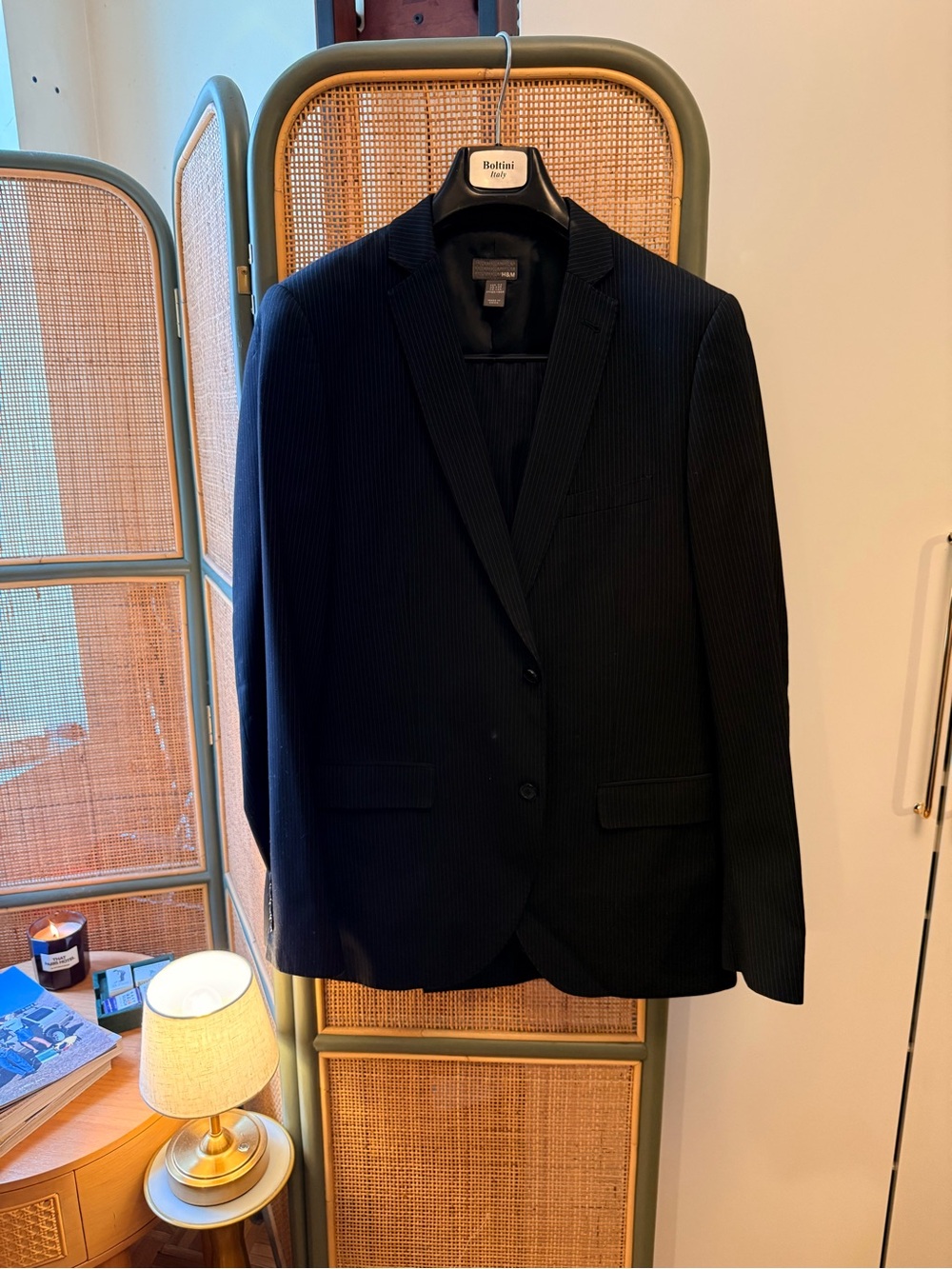 H&M Men Black Pinstripe Suit 44R Jacket 36R (32 see note) Pants Slim Fit 2 Piece